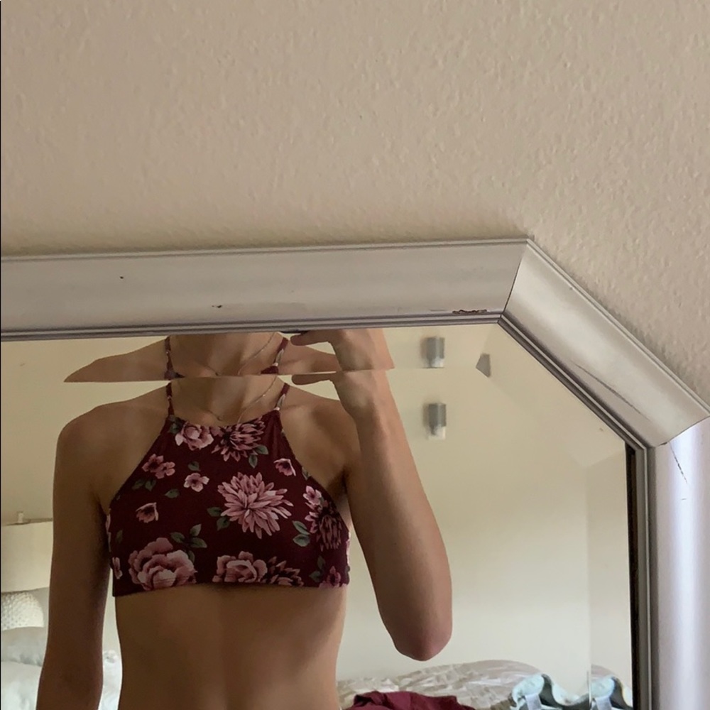 Halter neck bikini top, full coverage, never worn